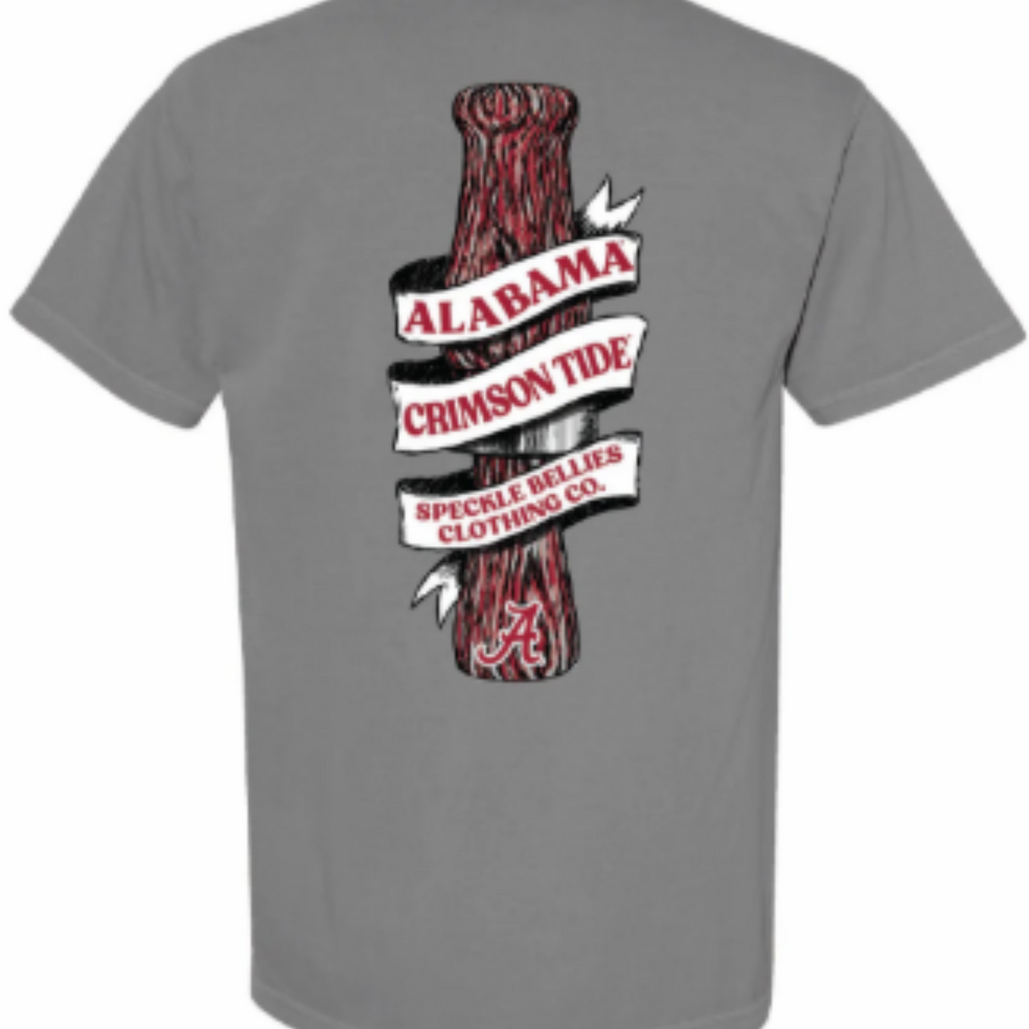 Show your passion for the Crimson Tide with the Speckle Bellie AL Duck Call shirt. Crafted from soft, comfortable cotton in a charcoal grey Comfort Color fabric, this men's short-sleeve shirt features the Alabama logo and a speckle bellie design, combining style and pride. Ideal for outdoor enthusiasts and fans alike, it offers breathable comfort for all-day wear.